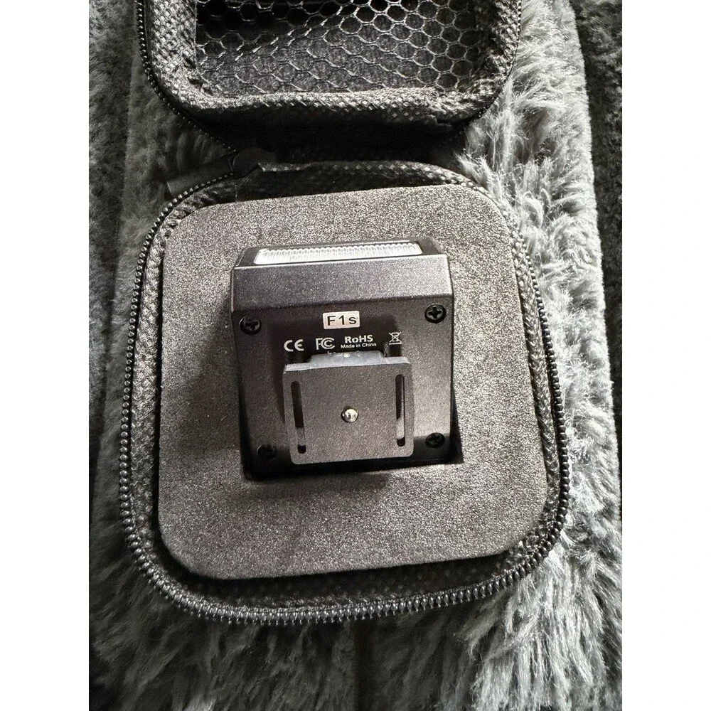 F1s Mini Camera Flash for Ricoh GR3/GR3X/Fuji/Sony ZV1/Nikon/Canon/Olympus